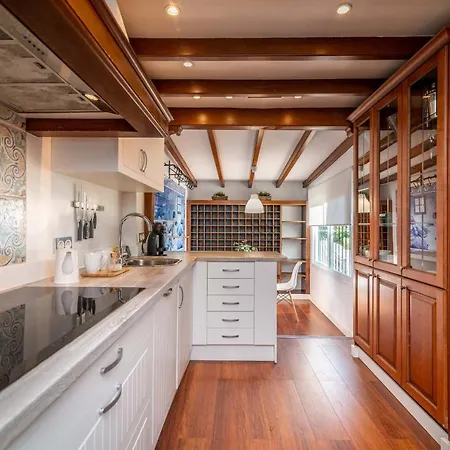 Casa La Concha - Marbellamar Townhouse * Marbella